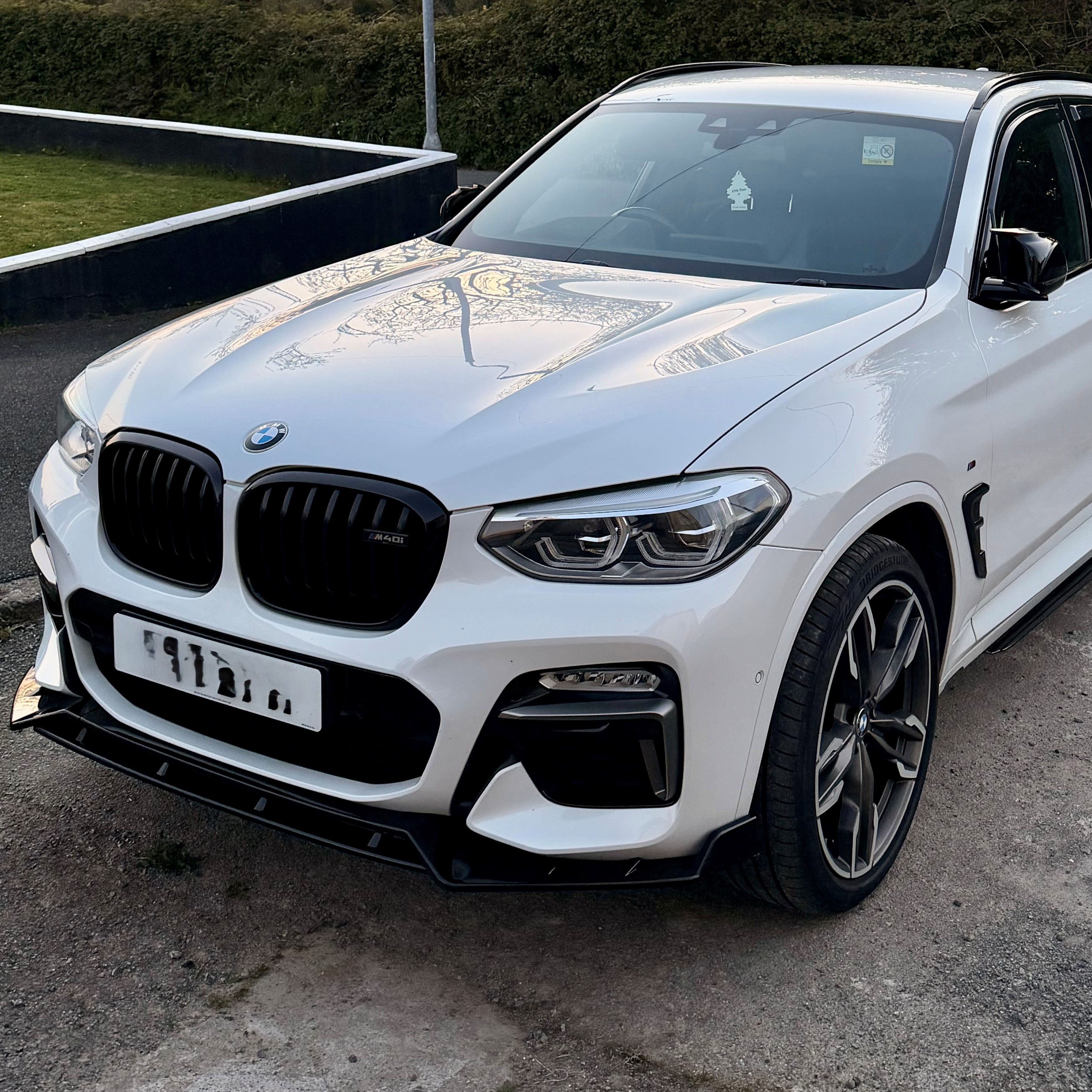 MP Style Gloss Black Front Splitter for BMW G01 X3 G02 X4 Pre-LCI 18-21 - Carbon Factory