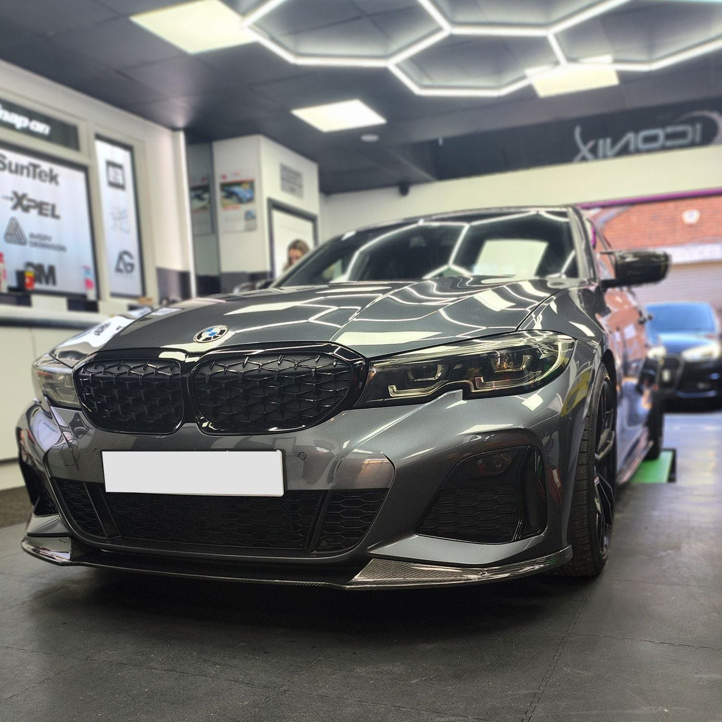 3D Style Carbon Fibre Front Splitter for BMW G20 G21 3 Series Pre-LCI M Sport 19-22-Carbon Factory