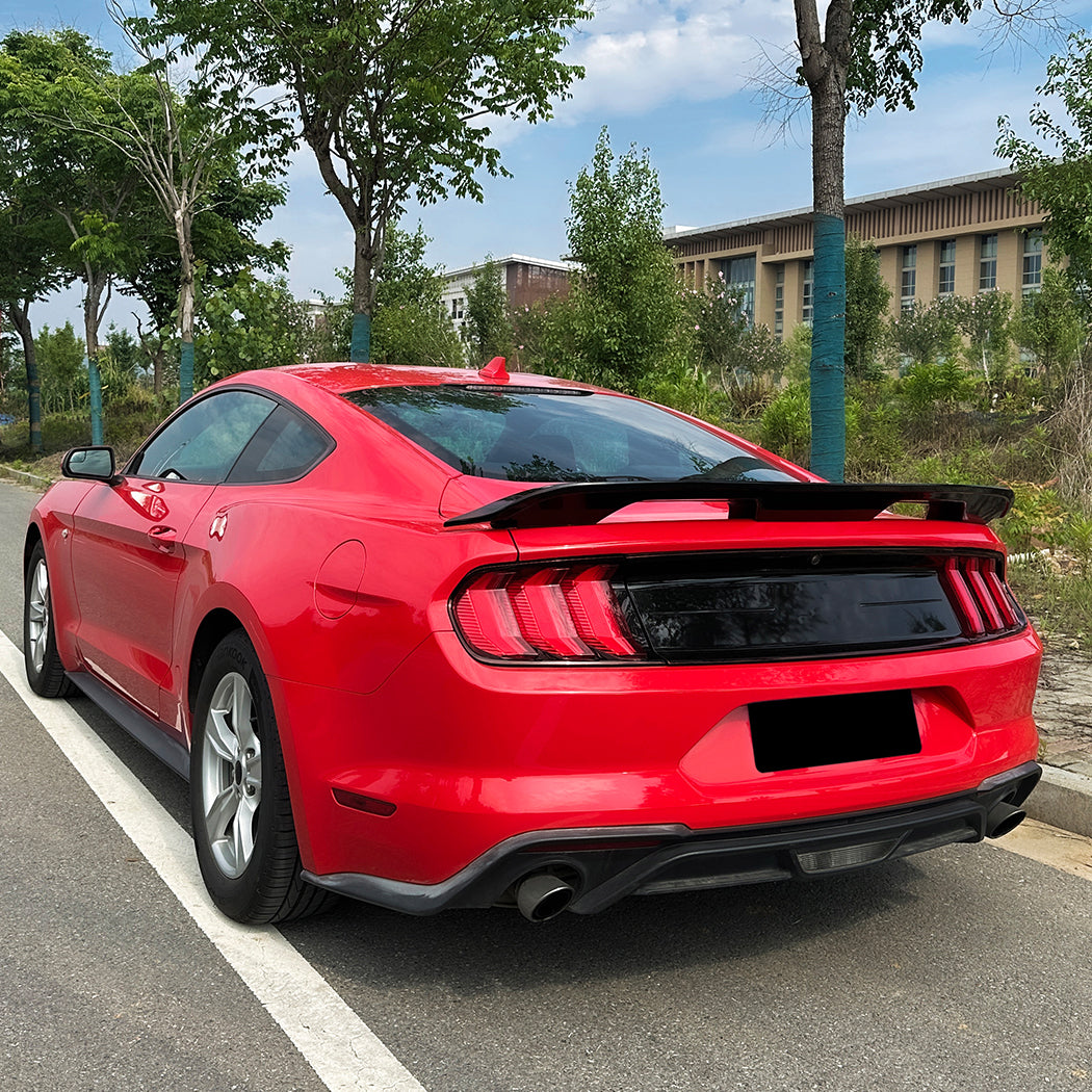 GT2 Style Gloss Black Boot Spoiler for Ford Mustang S550 MK6 15-23