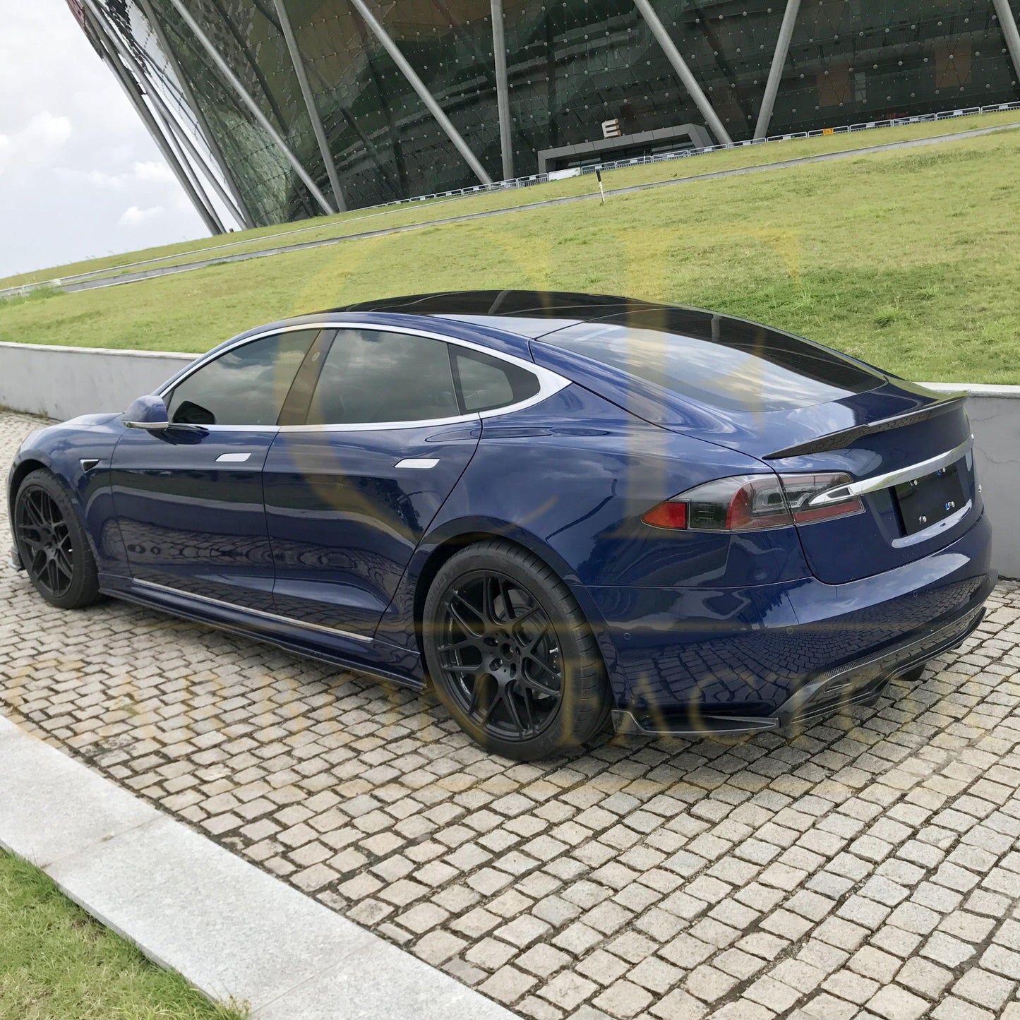 C Style Carbon Fibre Boot Spoiler for Tesla Model S 13-22 - Carbon Factory