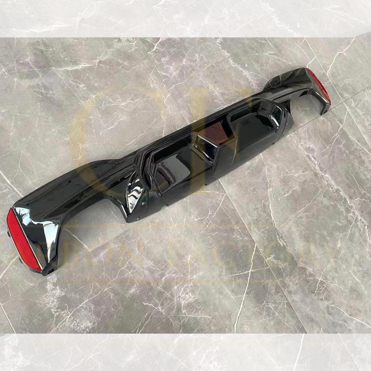 CS Style Gloss Black Rear Diffuser for BMW G30 G31 5 Series M Sport 17-24-Carbon Factory