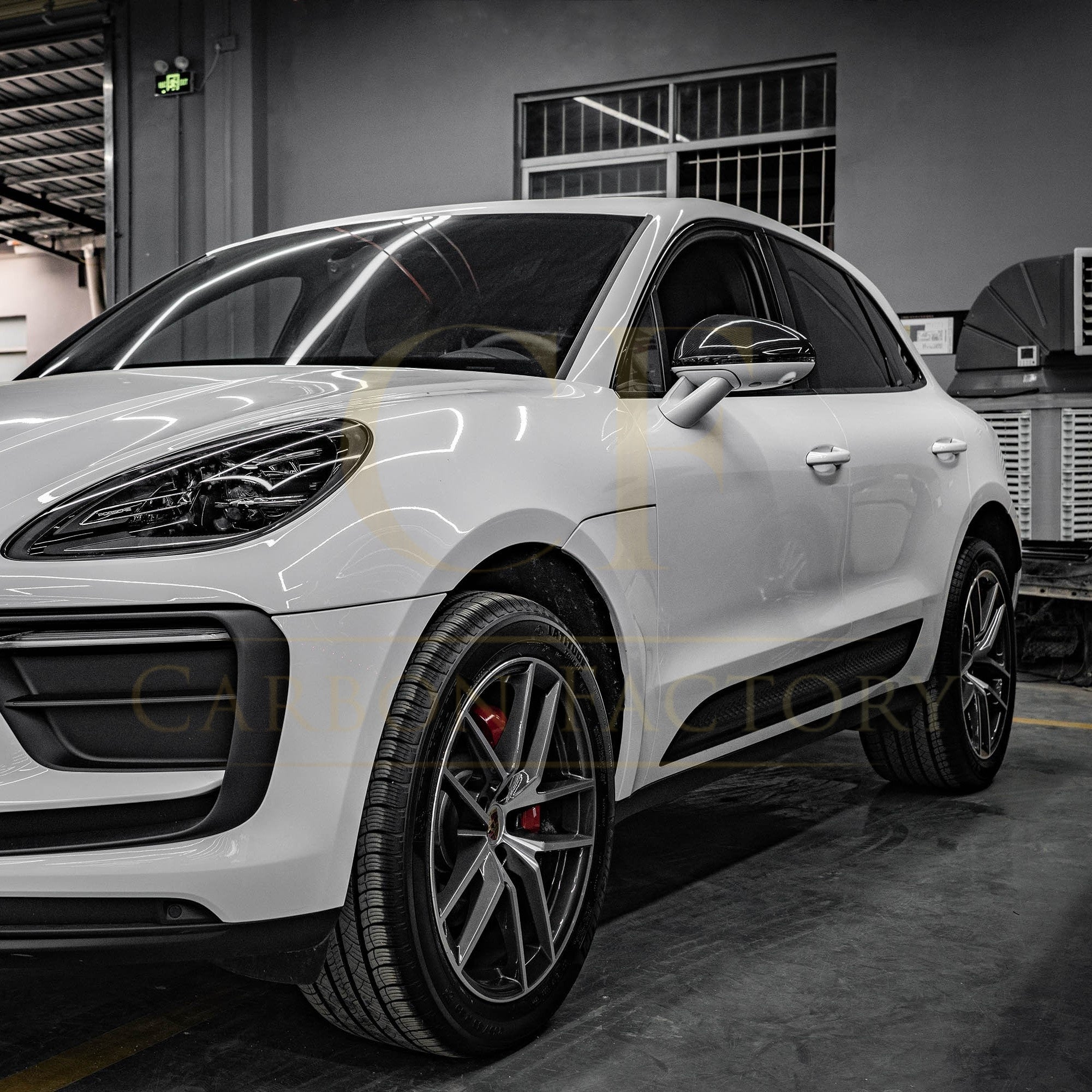 Pre-Preg Carbon Fibre Mirror Covers for Porsche Macan 14-26 - Carbon Factory