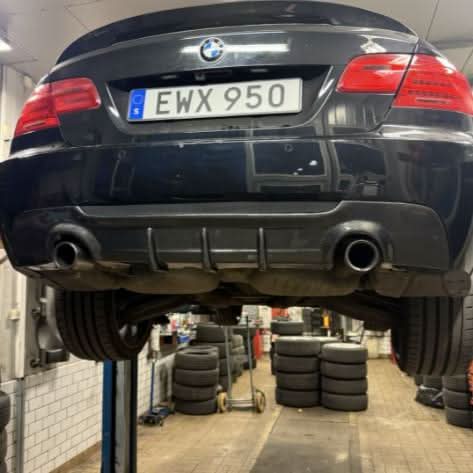 Carbon Fibre Rear Diffuser Dual Exhaust for BMW E92 E93 3 Series 07-13 - Carbon Factory