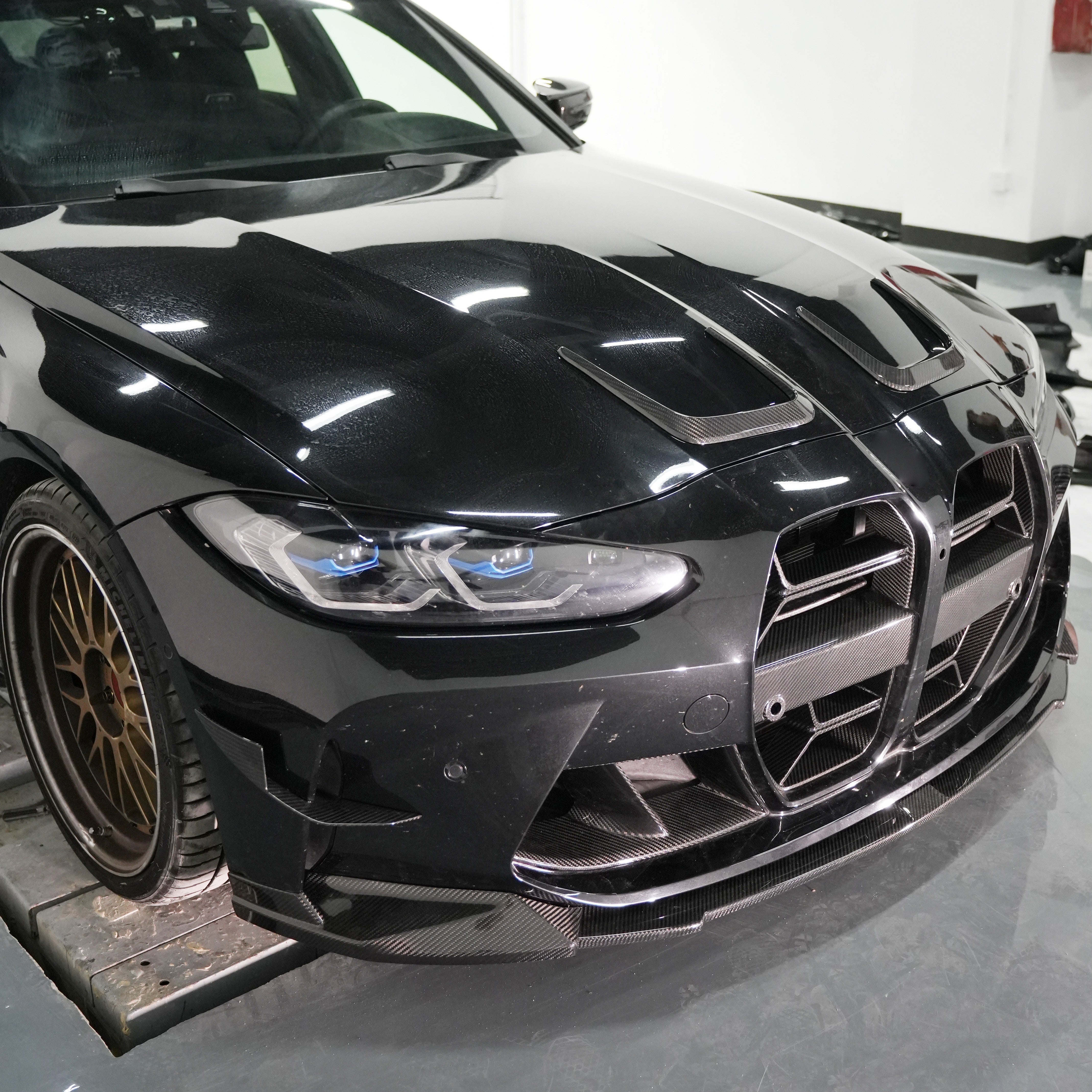 MAD Style Dry Carbon Fibre Front Canards for BMW G80 M3 G82 G83 M4 21-Present