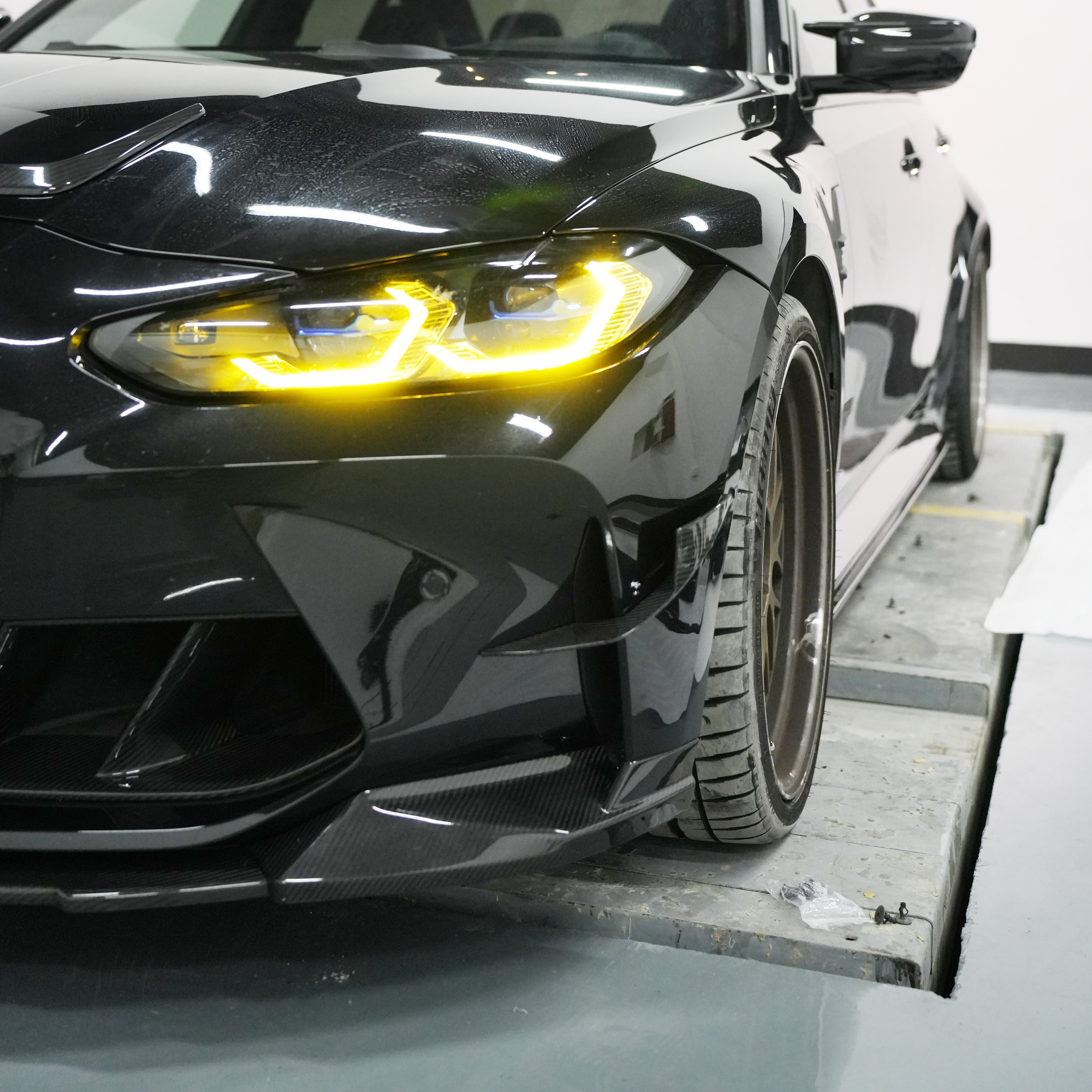 MAD Style Dry Carbon Fibre Front Canards for BMW G80 M3 G82 G83 M4 21-Present
