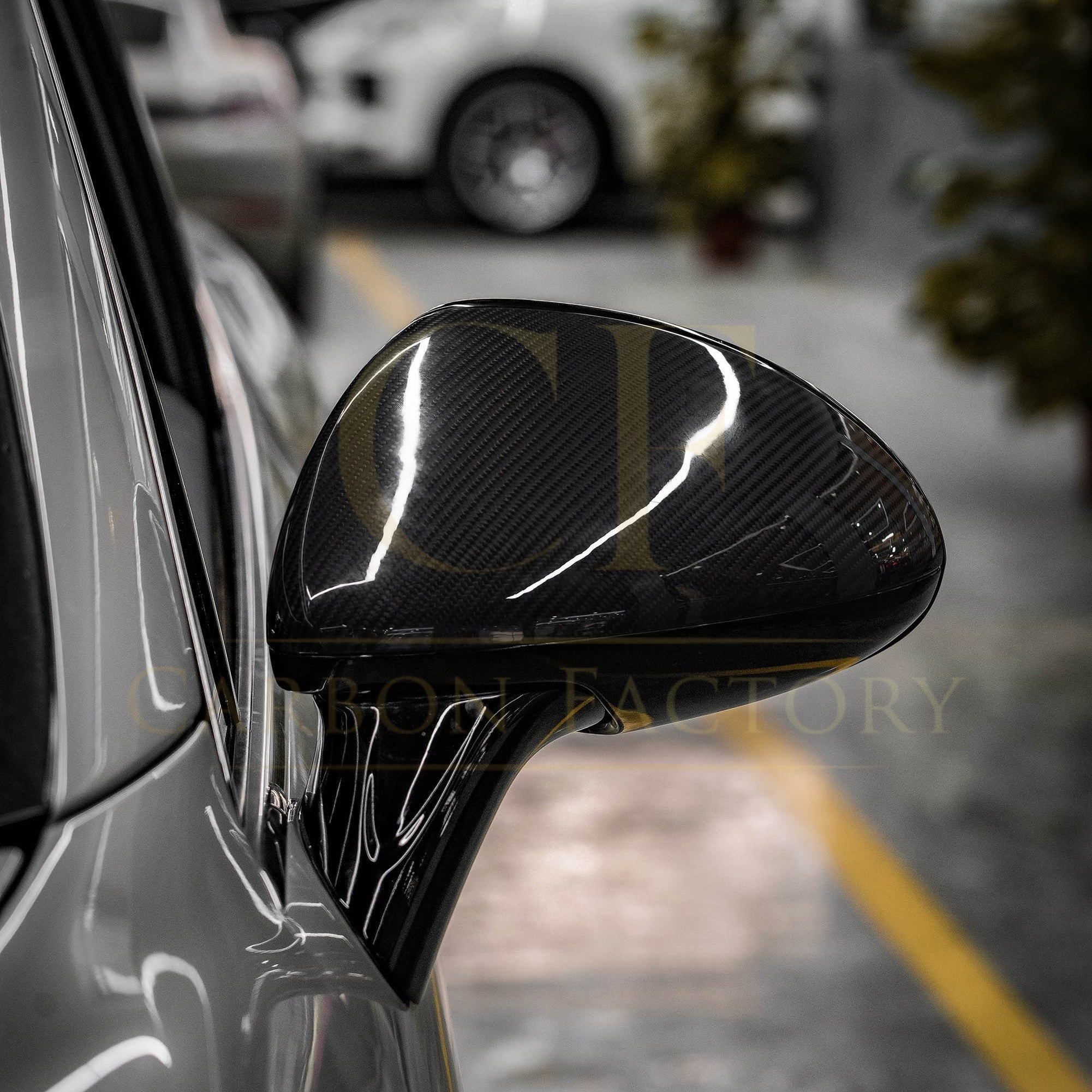 Pre-Preg Carbon Fibre Mirror Covers for Porsche Cayenne 958.1 11-14 LHD - Carbon Factory