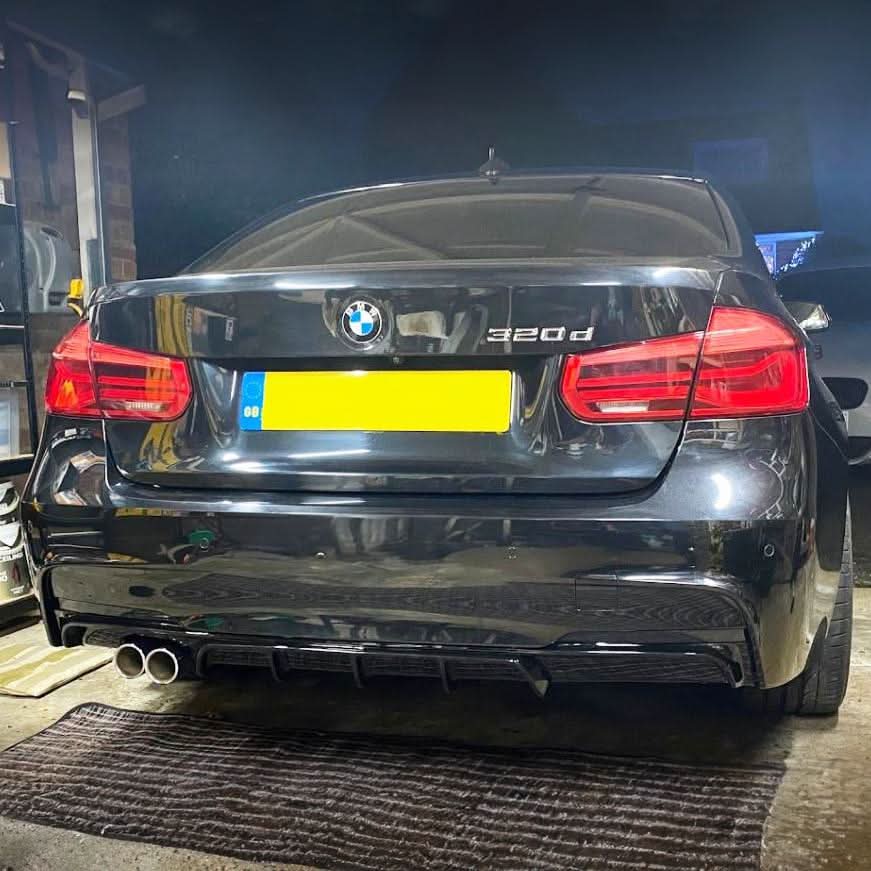 Gloss Black Rear Diffuser Twin Exhaust for BMW F30 F31 3 Series 12-19 - Carbon Factory