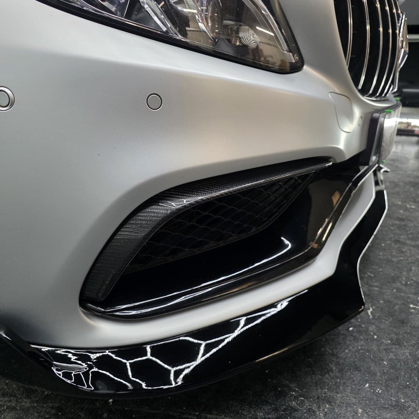 Carbon Fibre Front Fog Trims (2 Pieces) for Mercedes W205 C63 15-18