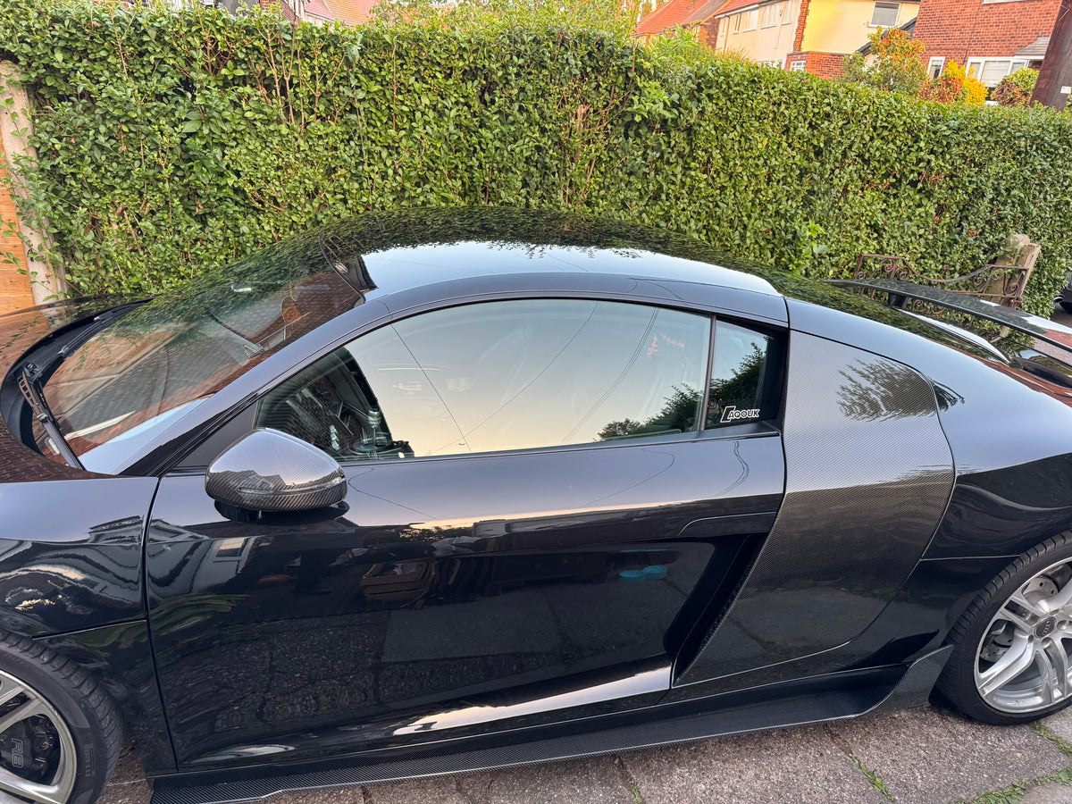 V Style Carbon Fibre Side Skirts for Audi R8 Gen 1 08-14