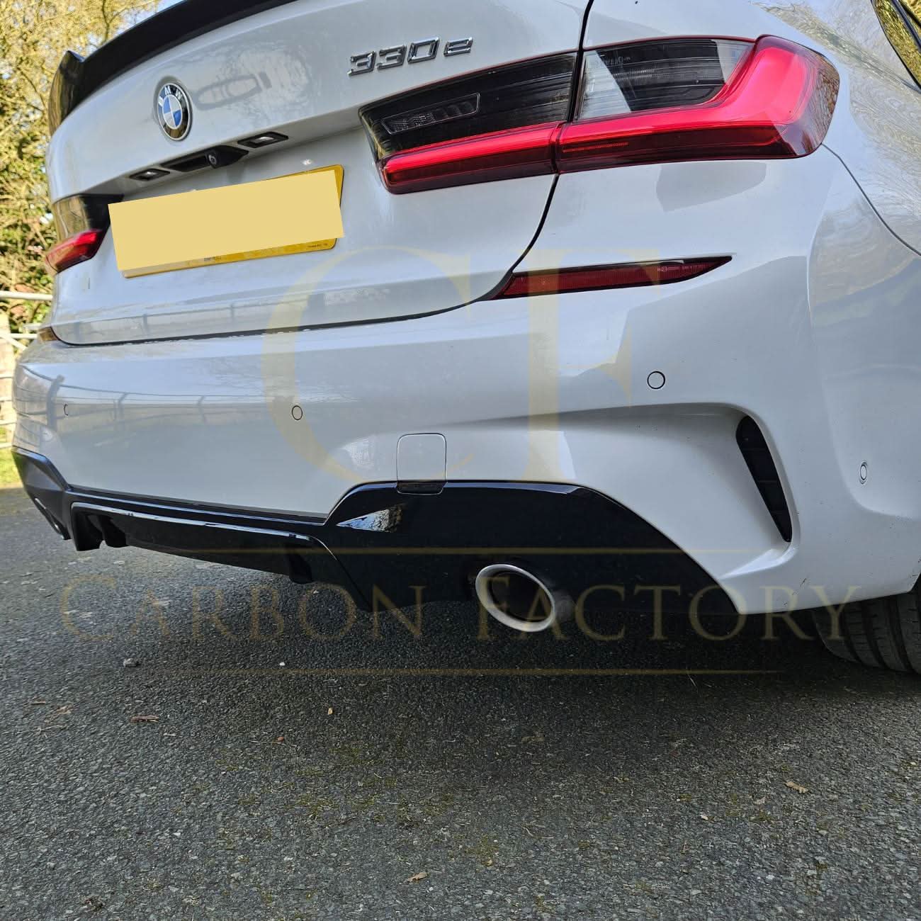 MP Style Gloss Black Rear Diffuser Dual Exhaust for BMW 3 Series G20 G21 Pre-LCI 19-22 - Carbon Factory