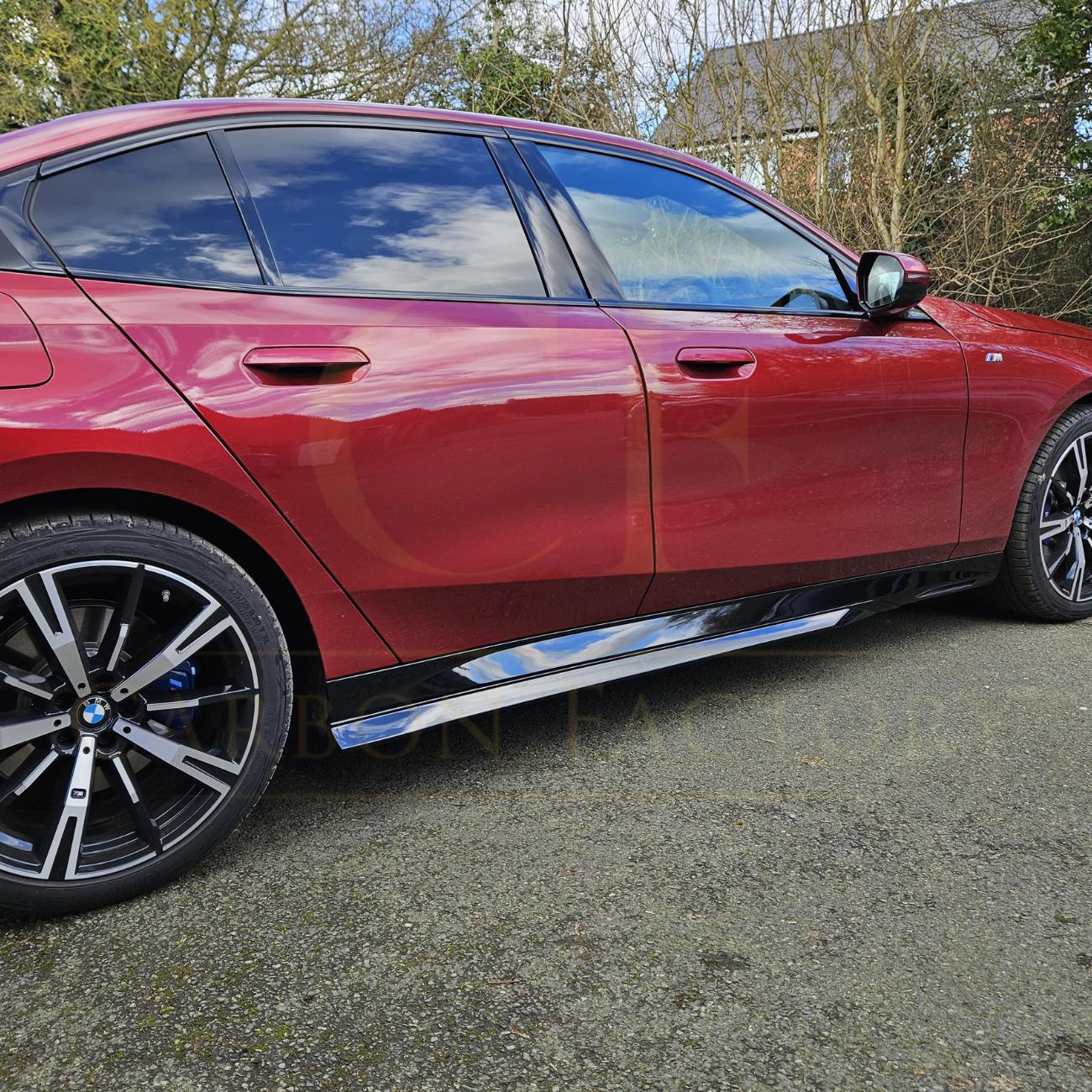 MP Style Gloss Black Side Skirts for BMW G60 5 Series 24-Present-Carbon Factory