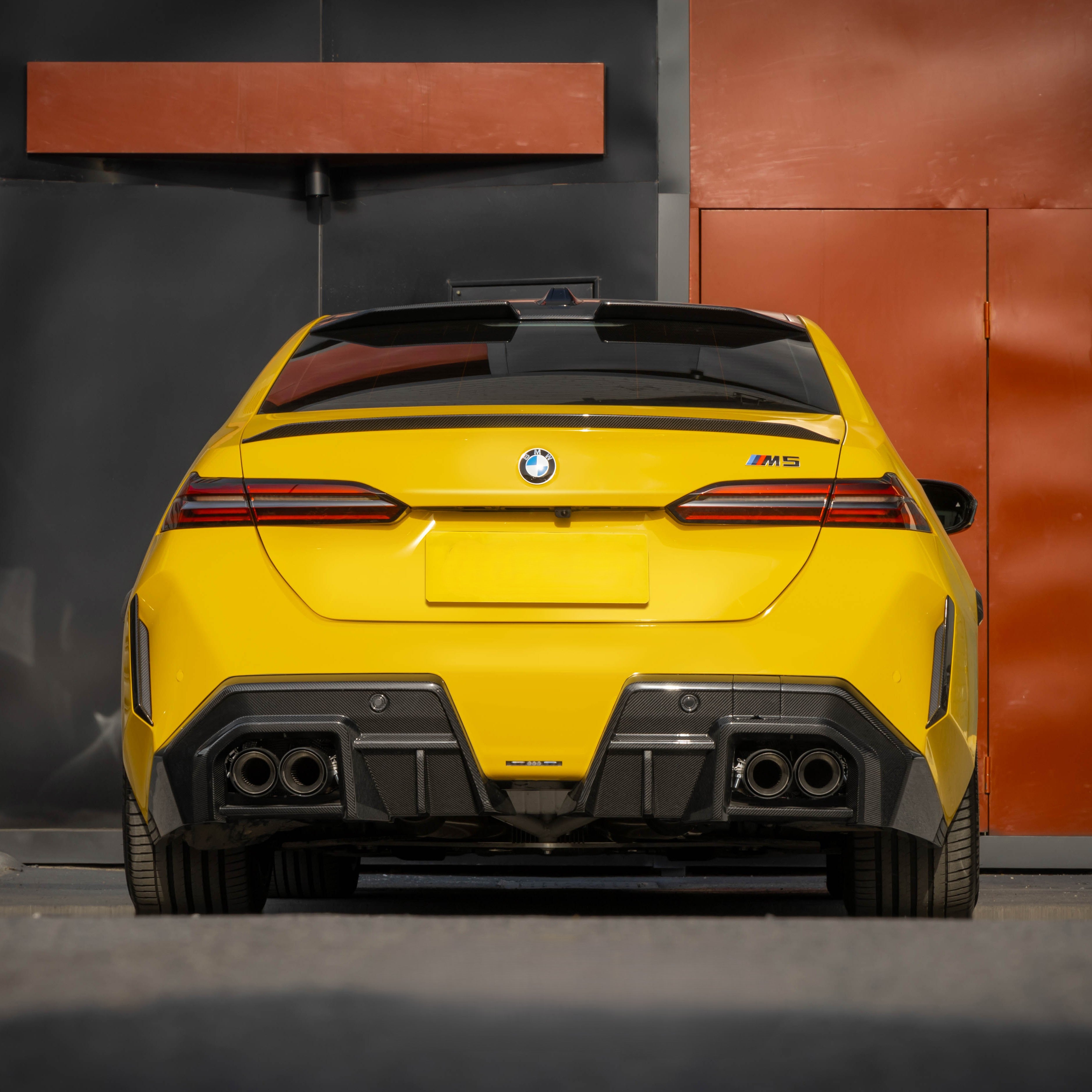MP Style Pre-Preg Carbon Fibre Rear Spoiler for BMW G60 5 Series G90 M5 24-Present - Carbon Factory