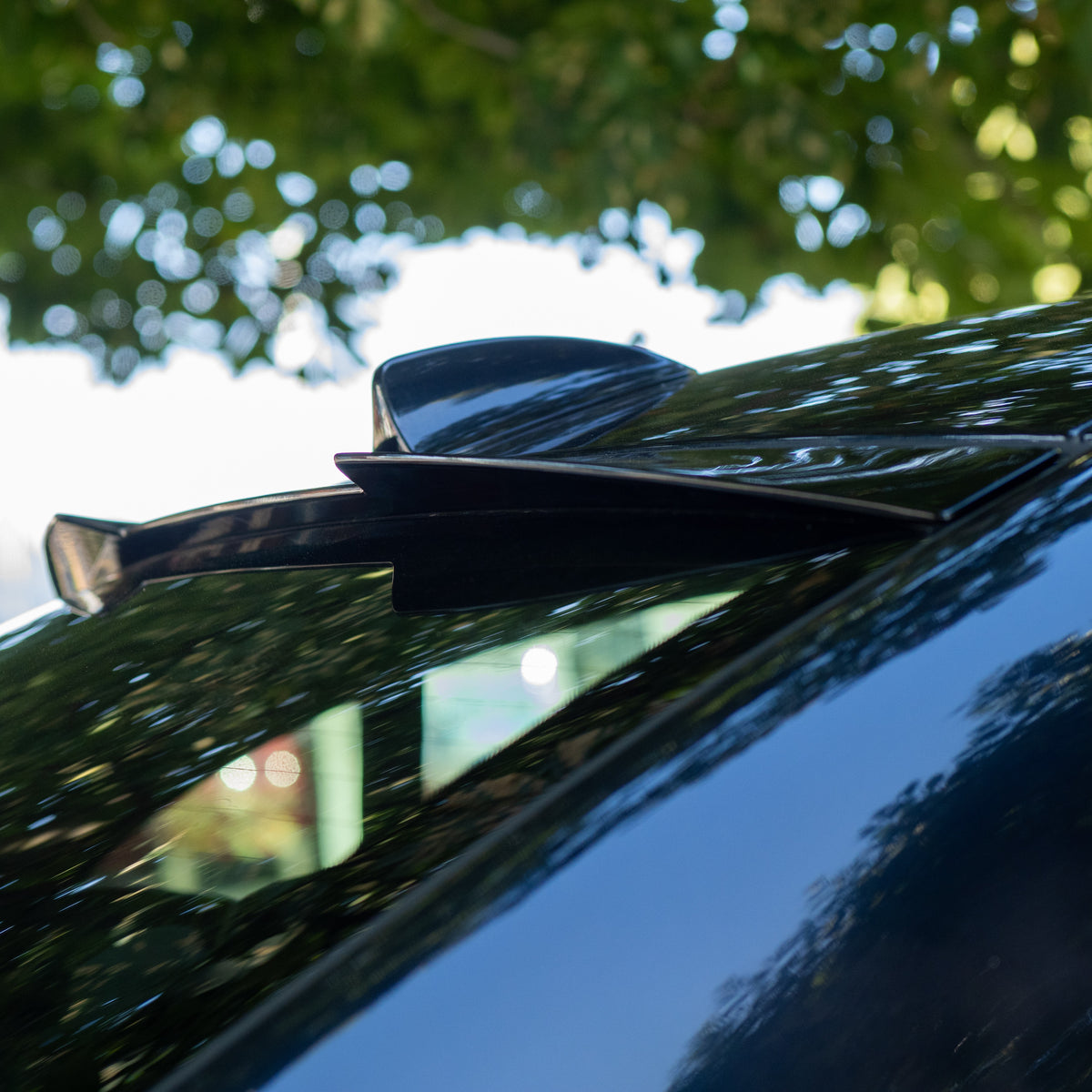 Gloss Black Roof Spoiler for BMW E60 5 Series 04-10