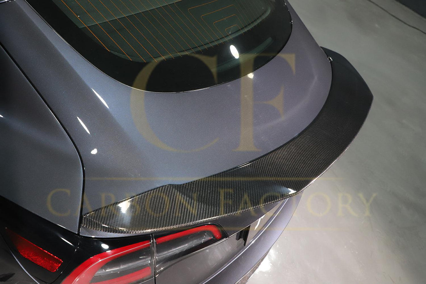 R Style Carbon Fibre Boot Spoiler for Tesla Model 3 16-23 - Carbon Factory