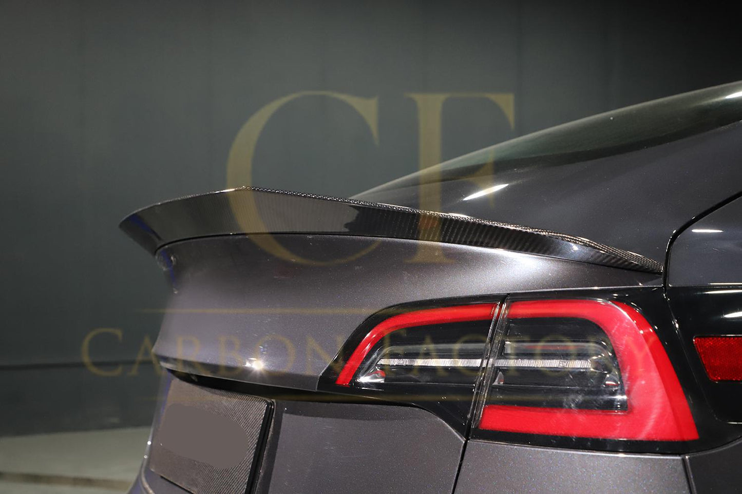 R Style Carbon Fibre Boot Spoiler for Tesla Model 3 16-23 - Carbon Factory