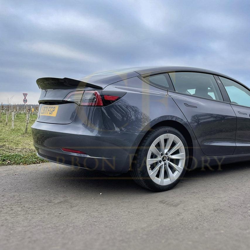 V Style Carbon Fibre Boot Spoiler for Tesla Model 3 16-23 - Carbon Factory