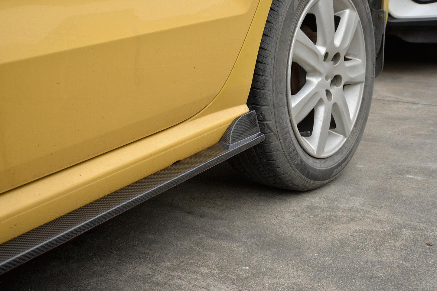 V Style Carbon Fibre Side Skirts for VW Polo MK5 Non GTI 11-16-Carbon Factory