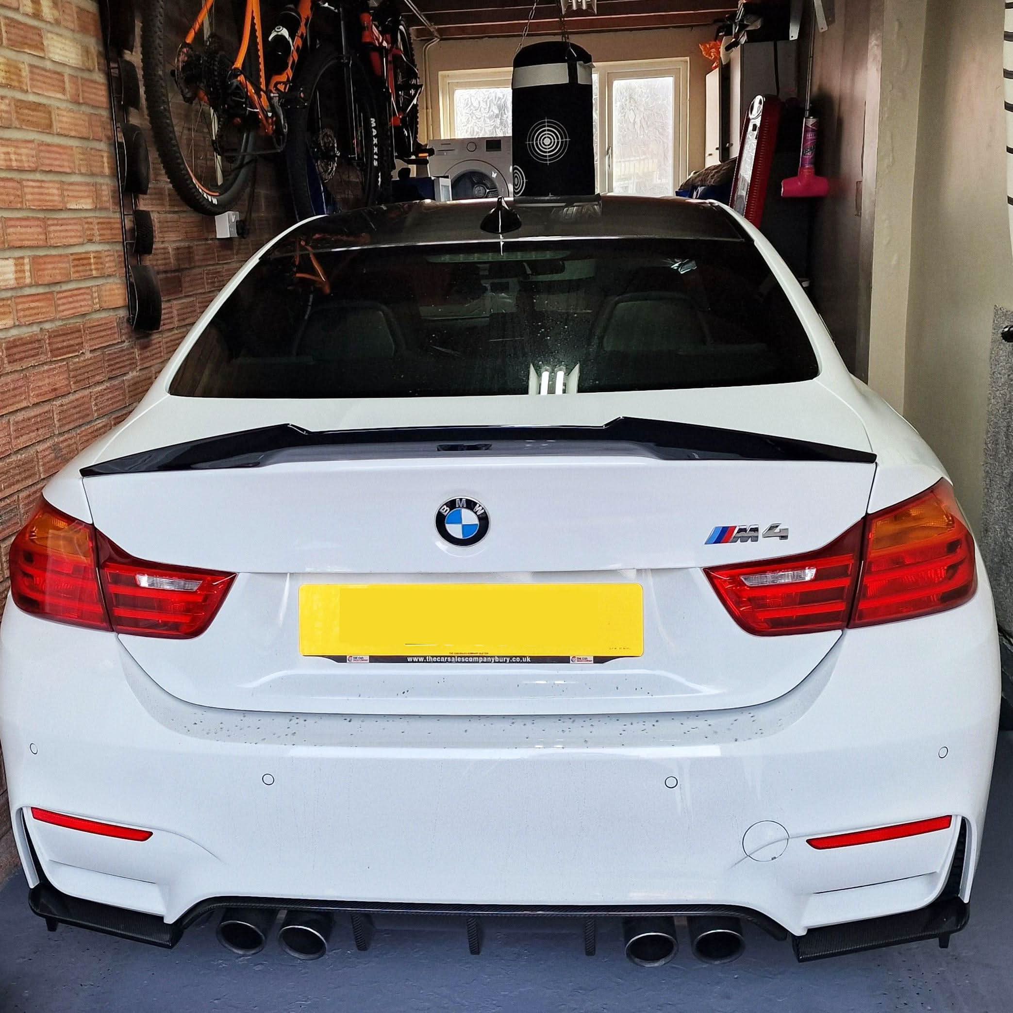 V Style Gloss Black Boot Spoiler for BMW F82 M4 Coupe 14-20 - Carbon Factory