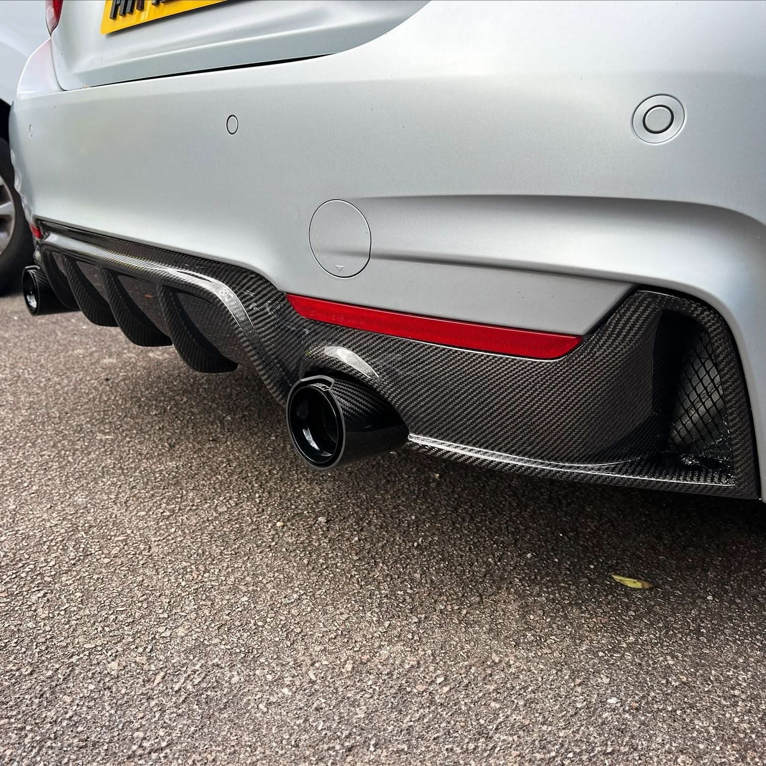 Carbon Fibre Rear Diffuser Dual Exhaust for BMW F32 F33 F36 4 Series 14-20 - Carbon Factory