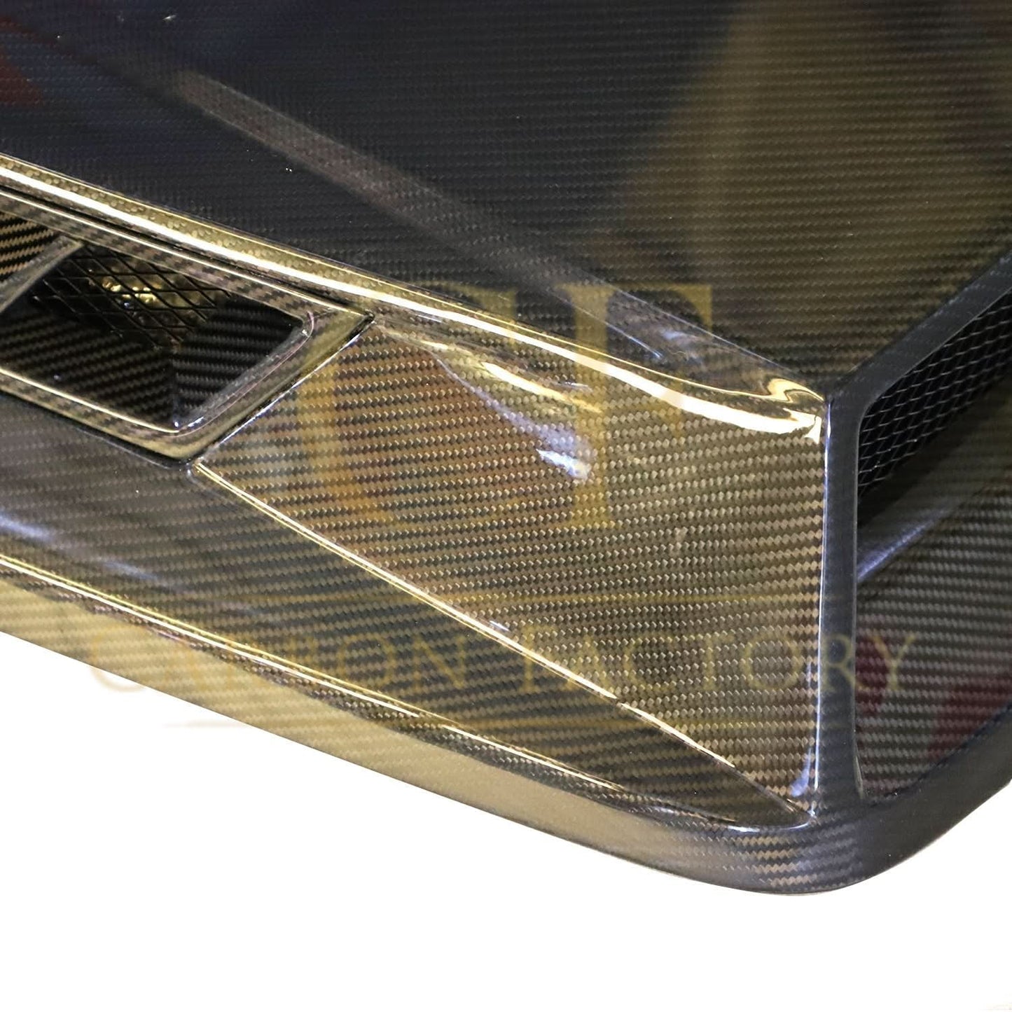 Pre-Preg Carbon Fibre Bonnet for Mercedes W464 G Class G Wagon 19-Present - Carbon Factory