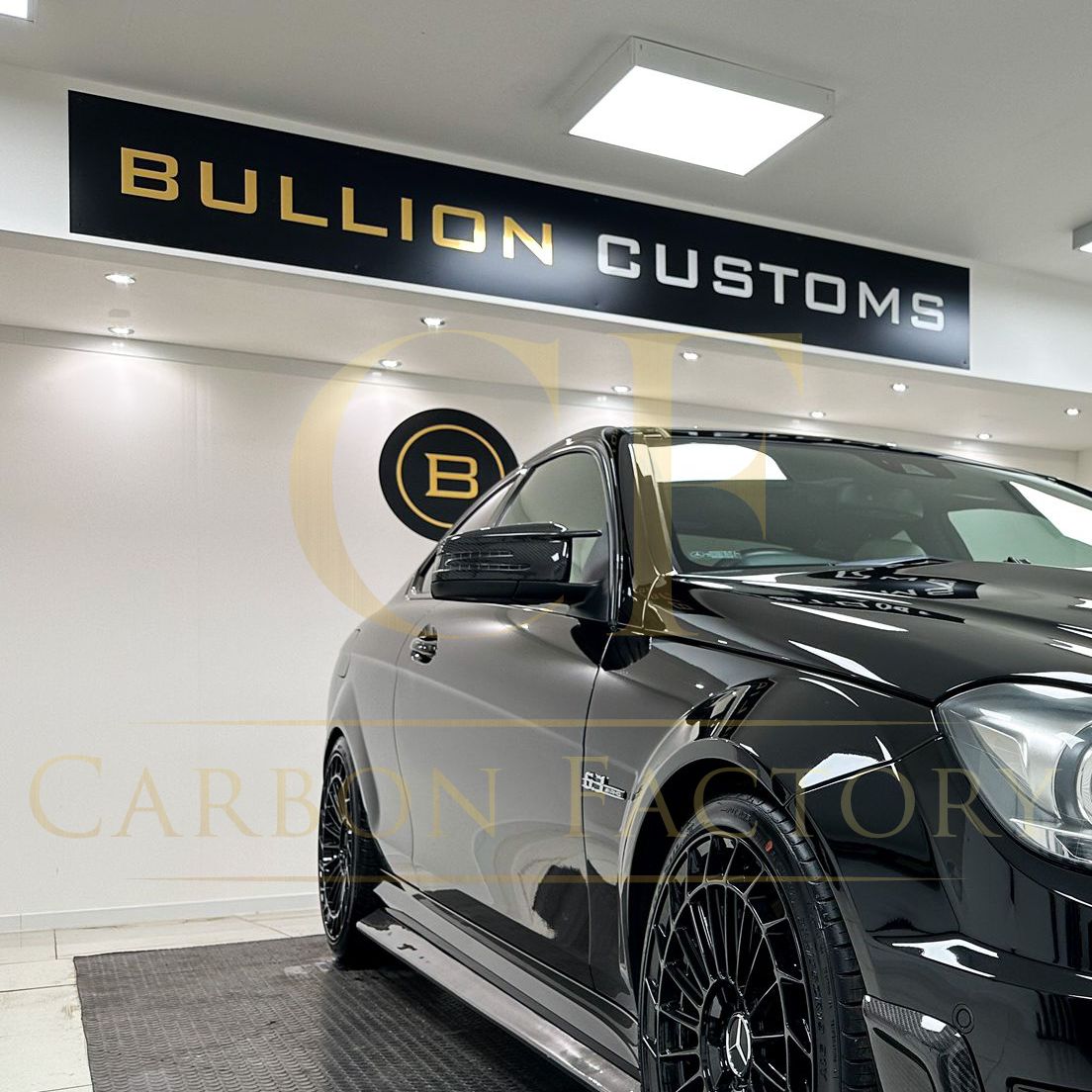V Style Carbon Fibre Replacement Mirror Covers for Mercedes Benz Universal - Carbon Factory