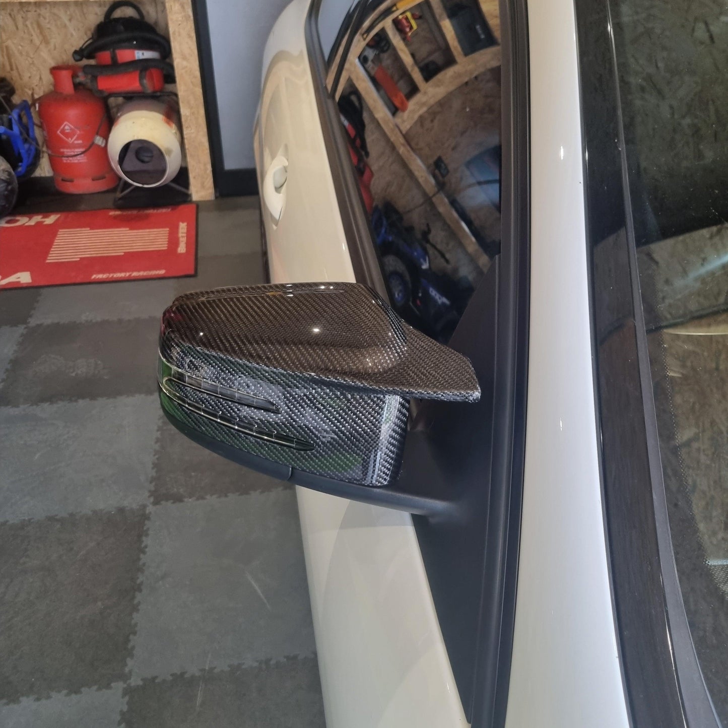 V Style Carbon Fibre Replacement Mirror Covers for Mercedes Benz Universal - Carbon Factory