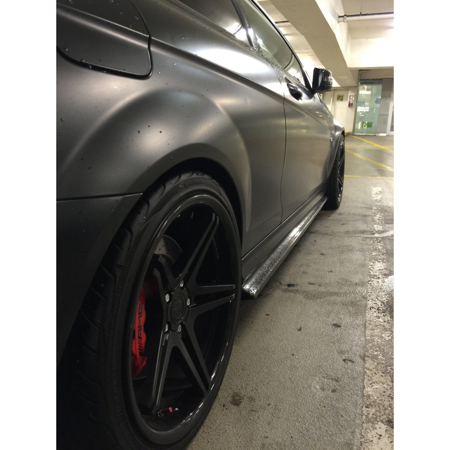 Carbon Fibre Side Skirts for Mercedes Benz W204 C63 Facelift 12-14 - Carbon Factory