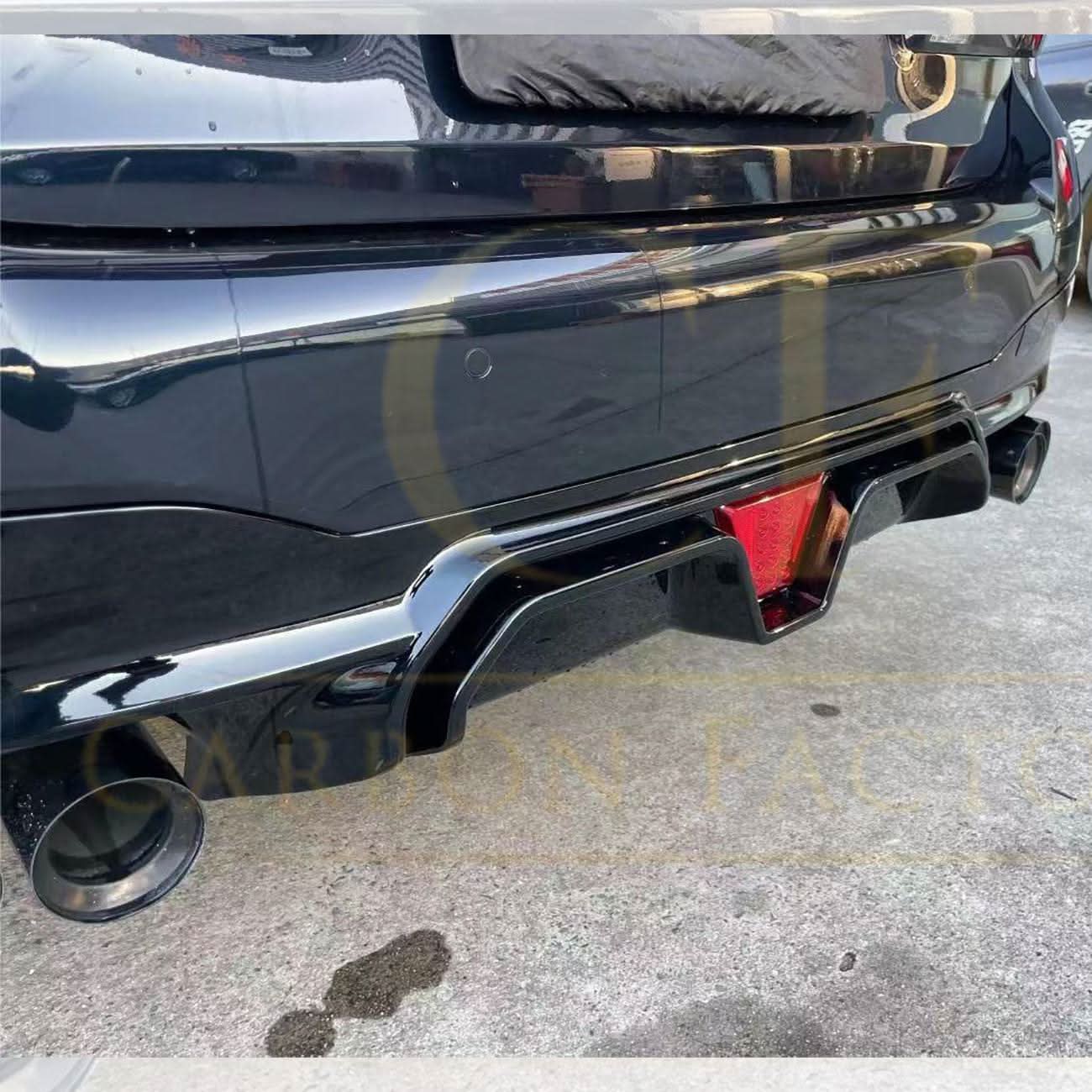 CS Style Gloss Black Rear Diffuser for BMW G30 G31 5 Series M Sport 17-24 - Carbon Factory