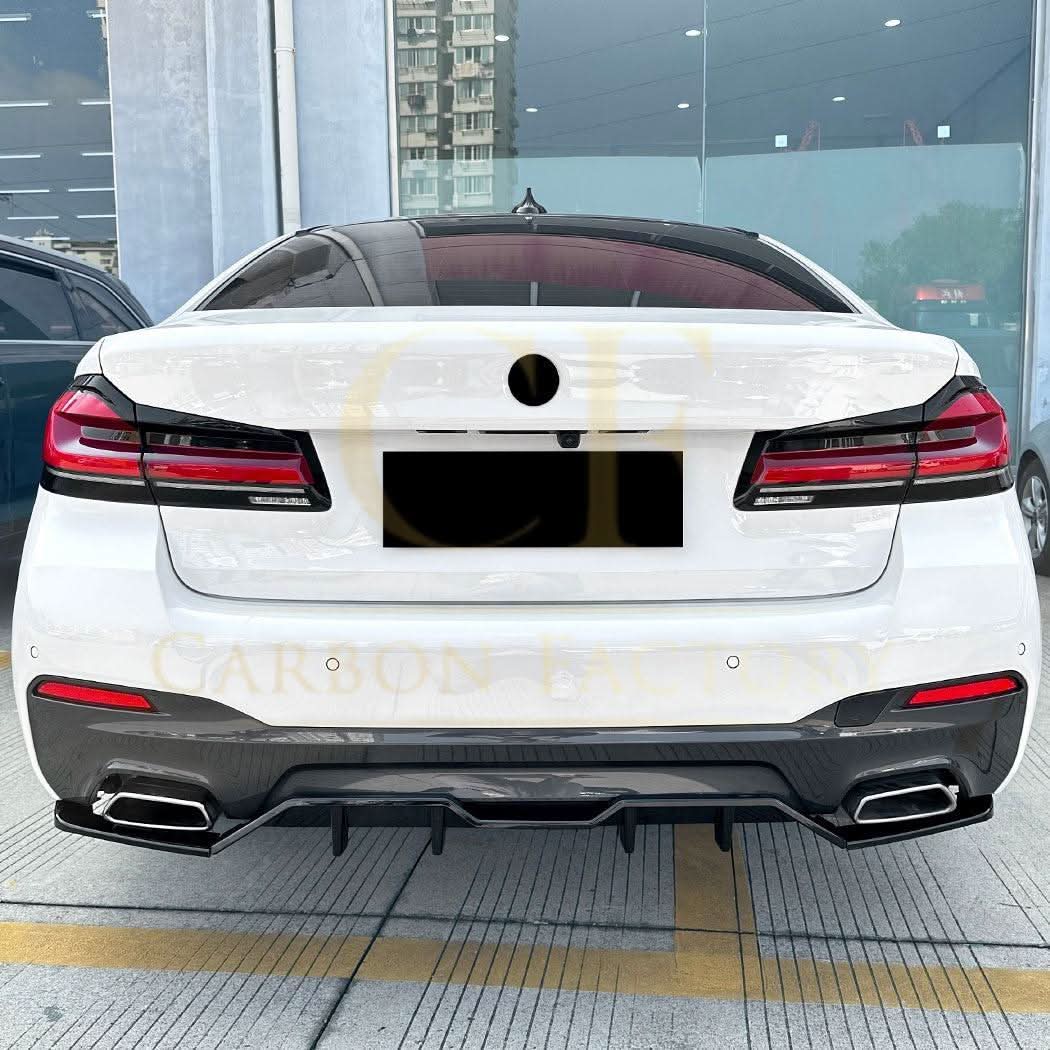 Gloss Black Rear Bumper Extension for BMW G30 G31 5 Series LCI M Sport 22-24 - Carbon Factory