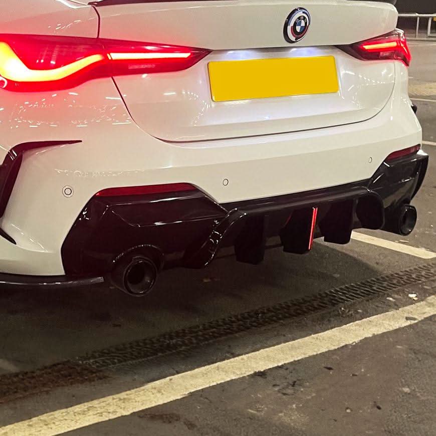 LED Style Gloss Black Rear Diffuser for BMW 4 Series G22 G23 20-Present - Carbon Factory