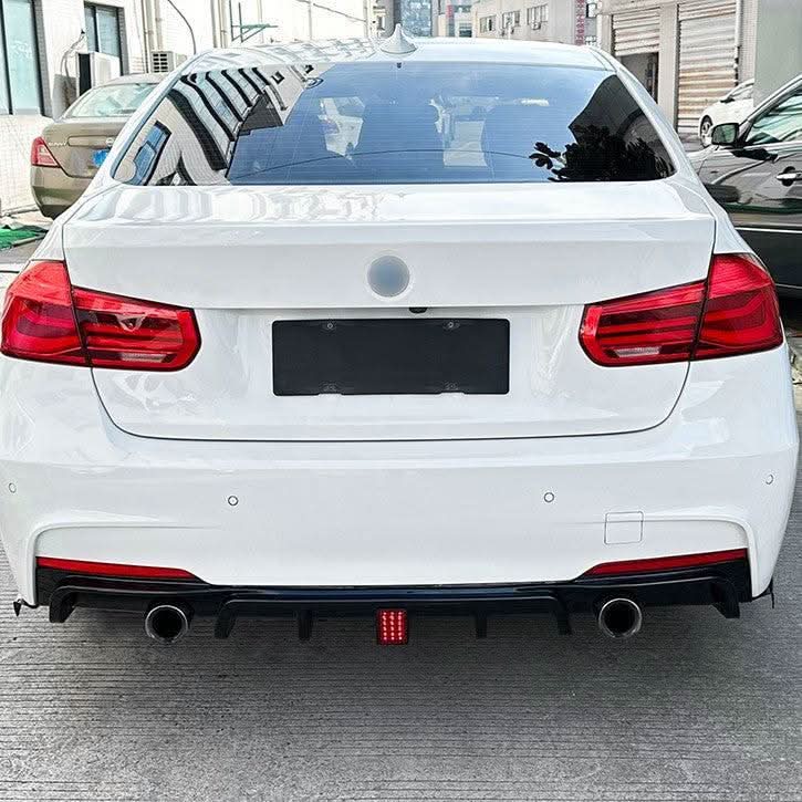 V Style Gloss Black Diffuser for BMW F30 F31 3 Series 12-19 - Carbon Factory