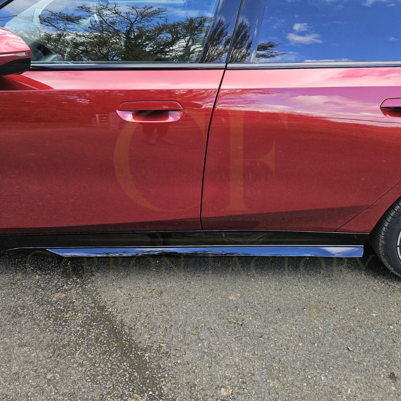 MP Style Gloss Black Side Skirts for BMW G60 5 Series 24-Present - Carbon Factory