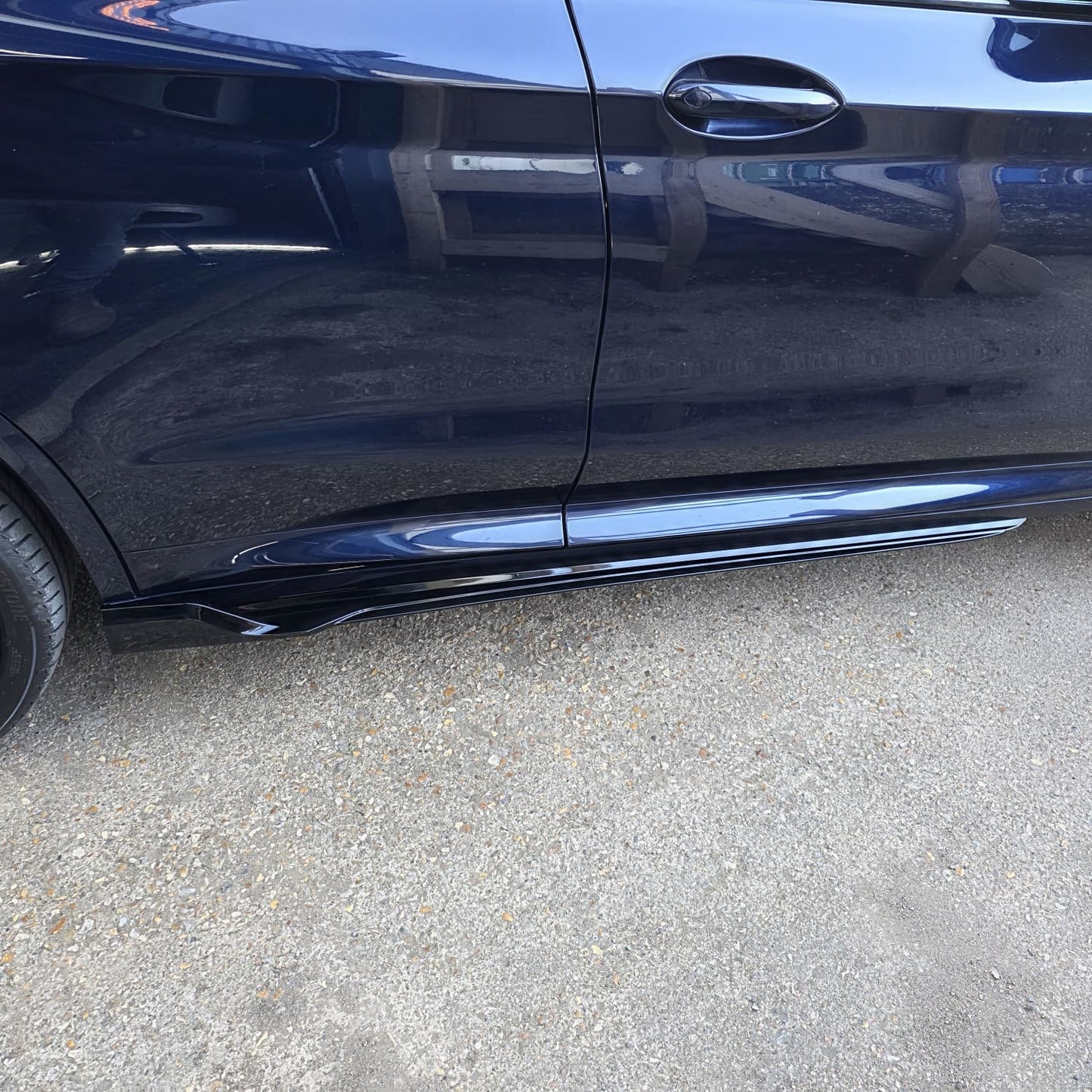 V Style Gloss Black Side Skirts for BMW G01 X3 G02 X4 18-24 - Carbon Factory