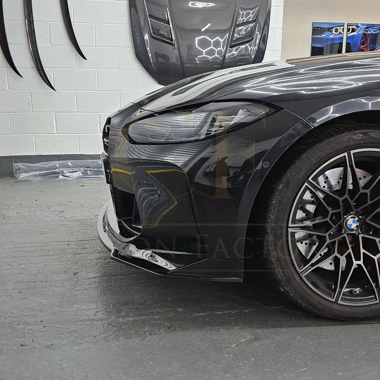 MP Style Gloss Black Front Splitter 3 Pieces for BMW G80 M3 G82 G83 M4 21-Present - Carbon Factory
