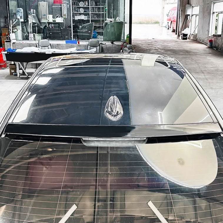Gloss Black Roof Spoiler for BMW F32 4 Series Coupe 14-20 - Carbon Factory