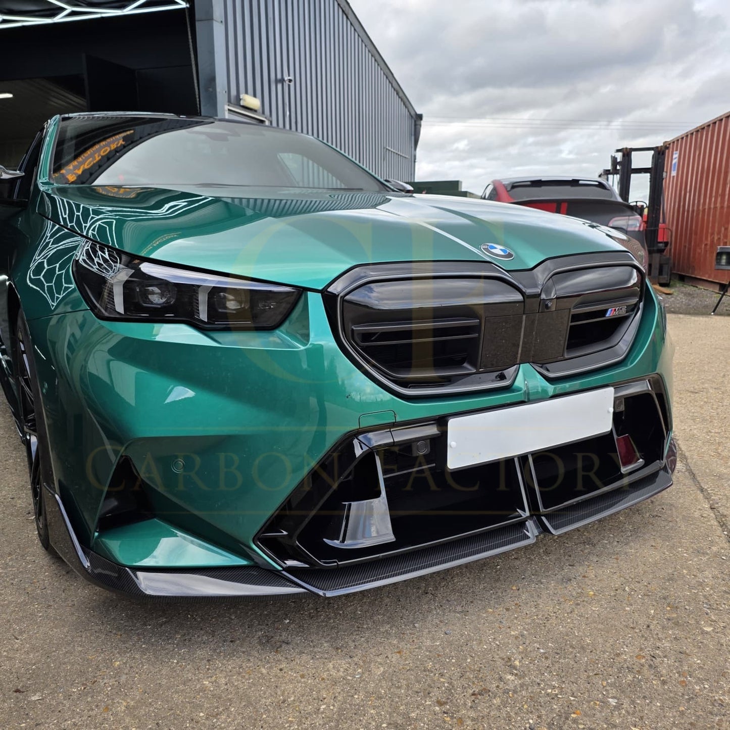 SQ-B Style Pre-Preg Carbon Fibre Front Splitter for BMW G90 G99 M5 2025-Present - Carbon Factory