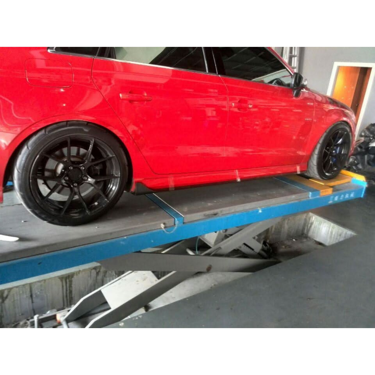 V Style Carbon Fibre Side Skirts for Audi S3 Saloon 13-19 - Carbon Factory