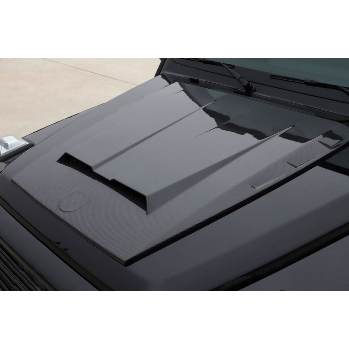 Pre-Preg Carbon Fibre Bonnet Scoop for Mercedes W464 G Class G Wagon 19-Present - Carbon Factory