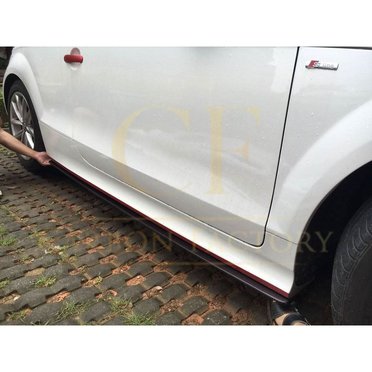 V Style Carbon Fibre Side Skirts for Audi 8J TT TTS MK2 07-14 - Carbon Factory