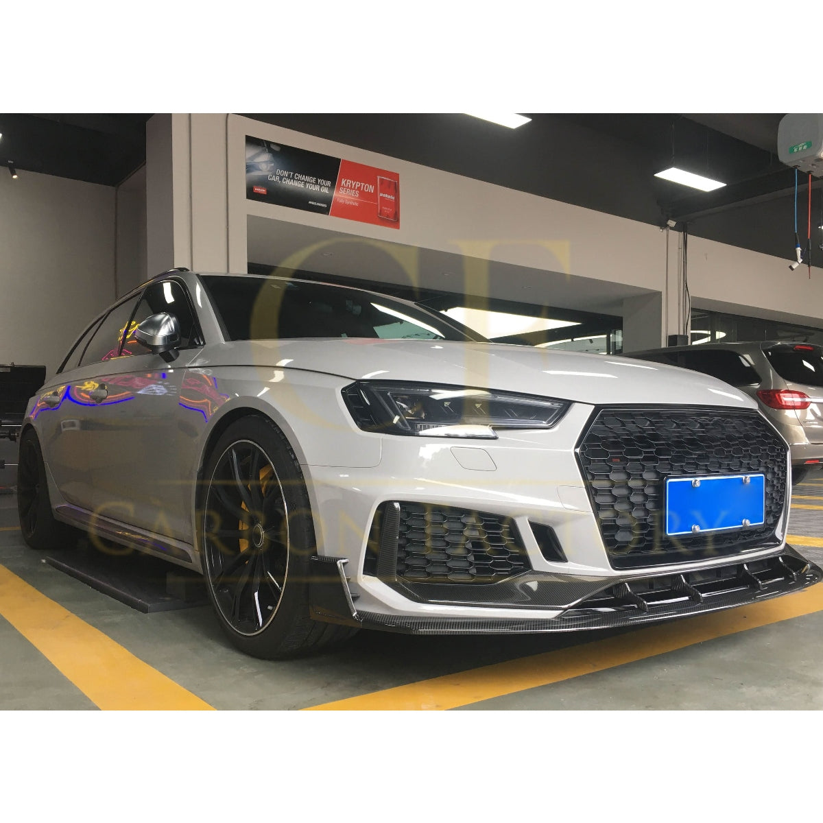 V Style Pre-Preg Carbon Fibre Front Splitter for Audi B9 RS4 18-20 - Carbon Factory