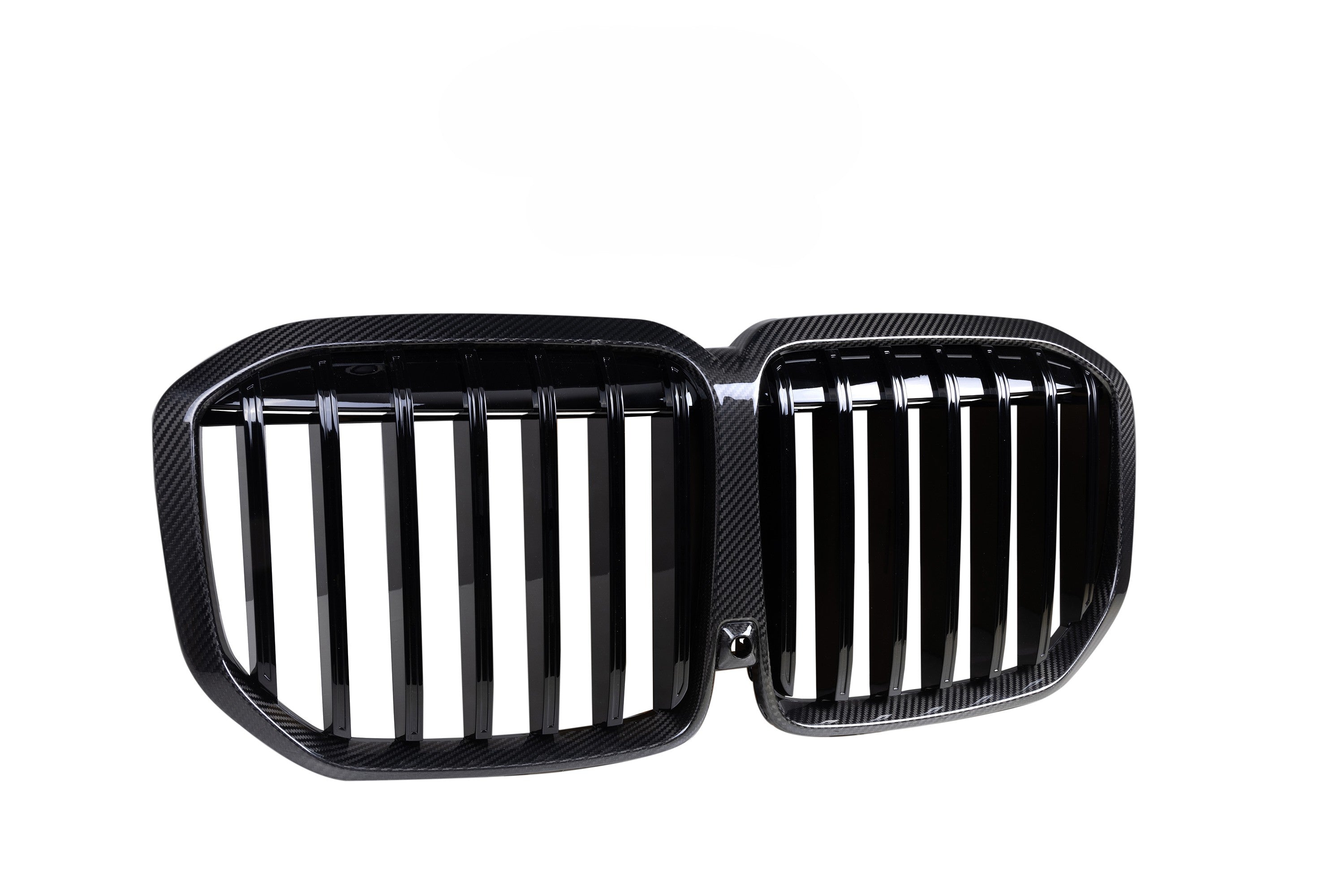 Pre-Preg Carbon fibre front grille for BMW G07 X7 LCI 2023-2025, featuring a sleek, lightweight design with detailed carbon fibre texture.