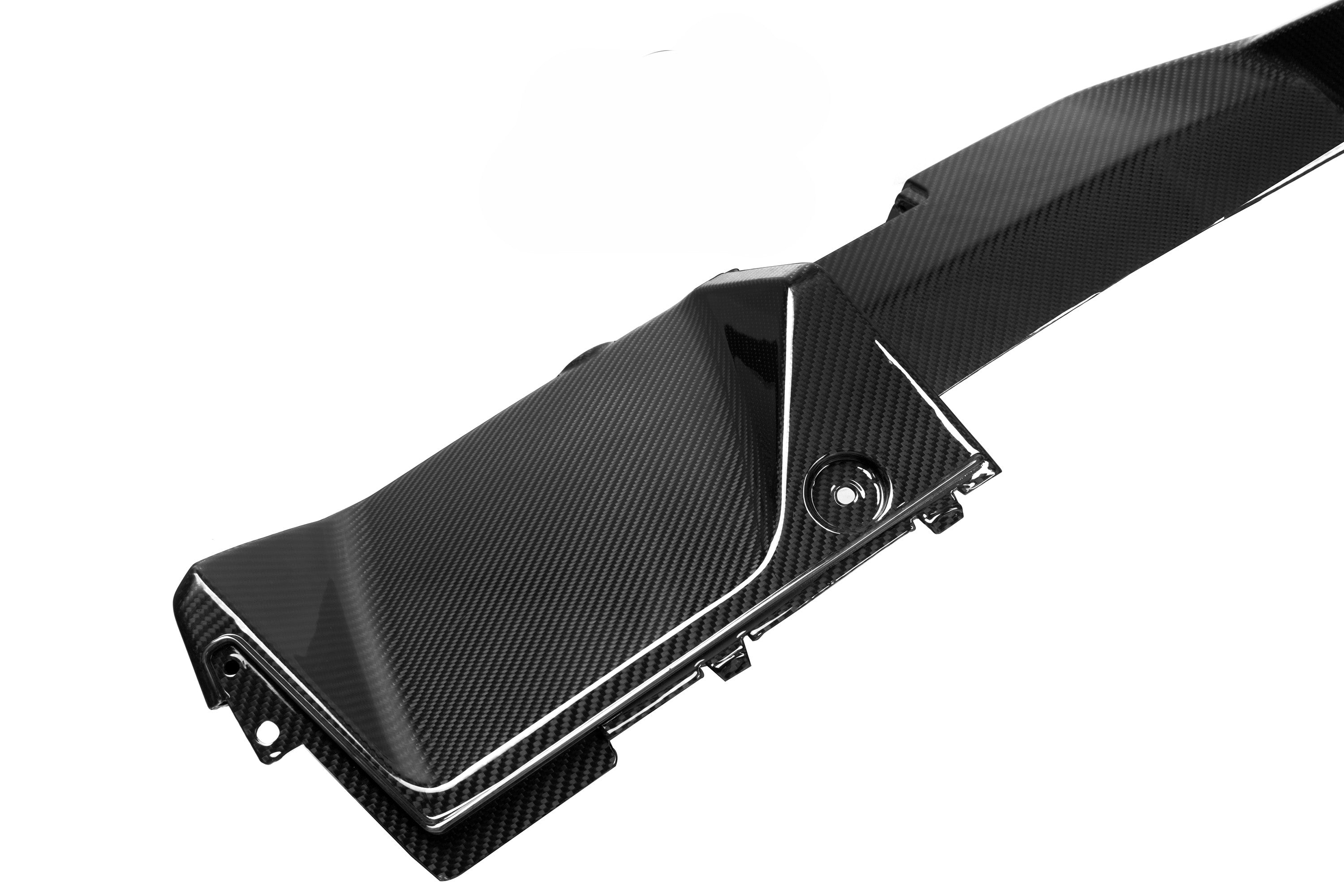 OEM style Pre-Preg Carbon fibre rear diffuser for BMW G90 G99 M5, featuring sleek carbon fibre design and aerodynamic vents.