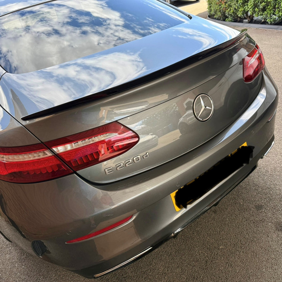 Gloss black boot spoiler for Mercedes Benz C238 E-Class Coupe 2016-2023, enhancing sporty style and aerodynamics.