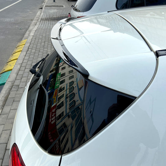 V Style Gloss Black Roof Spoiler for Mercedes Benz W176 A Class 13-18