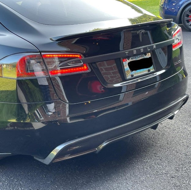 V Style Carbon Fibre Kit for Tesla Model S 70D 16-20 - Carbon Factory