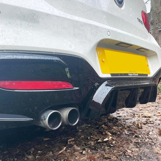 BMW F20 1 Series LCI Twin Exhaust Gloss Black Rear Diffuser 15-20-Carbon Factory