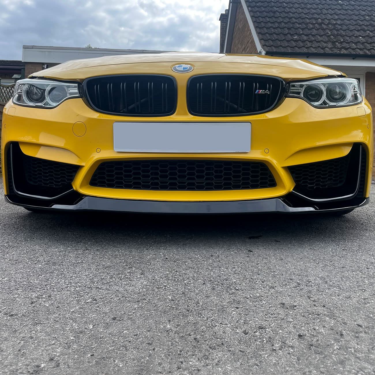 CS Style Gloss Black Front Splitter for BMW F80 M3 F82 F83 M4 14-20 - Carbon Factory