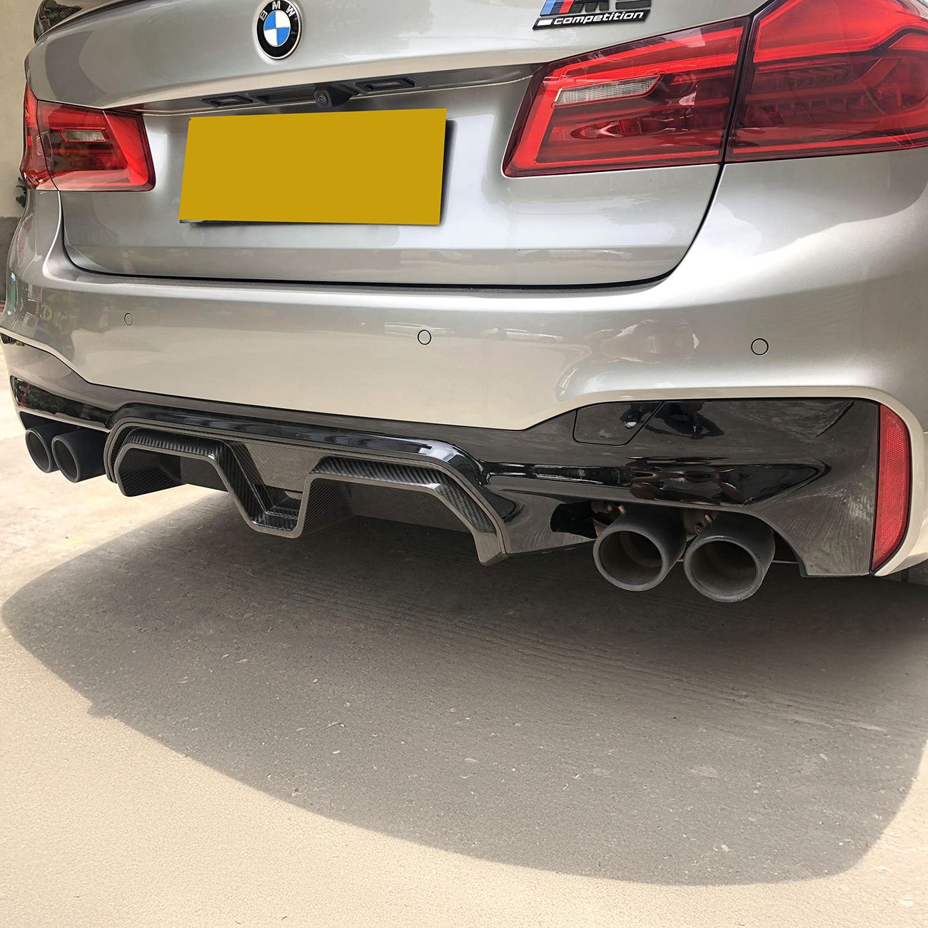 CS Style Pre-Preg Carbon Fibre Rear Diffuser for BMW G30 5 Series 17-23-Carbon Factory