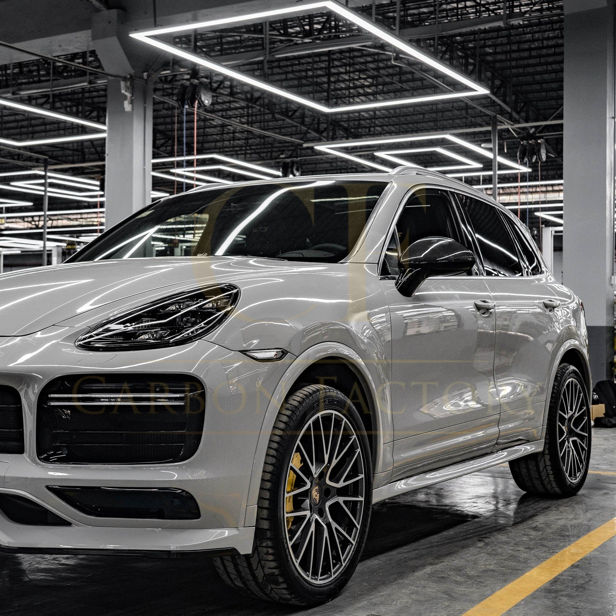 Pre-Preg Carbon Fibre Mirror Covers for Porsche Cayenne 958.1 11-14 LHD - Carbon Factory