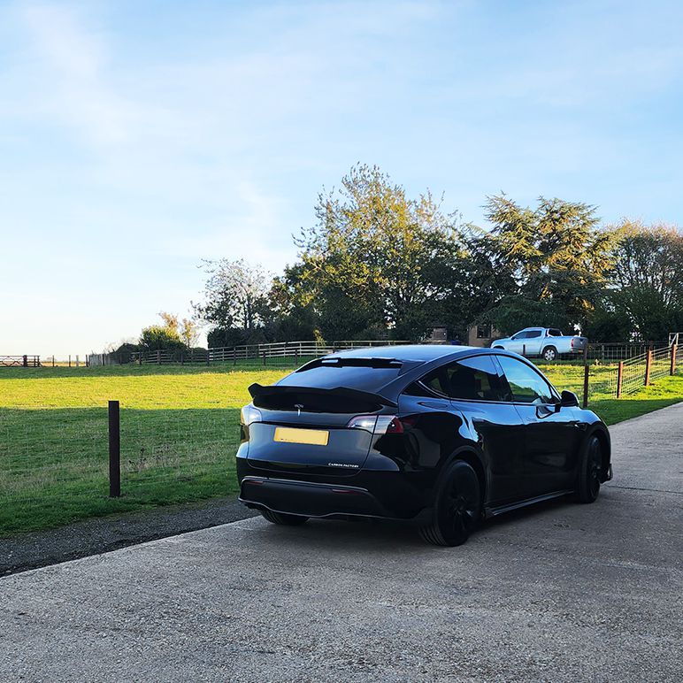 DK Style Gloss Black Roof Spoiler for Tesla Model Y 19-24-Carbon Factory